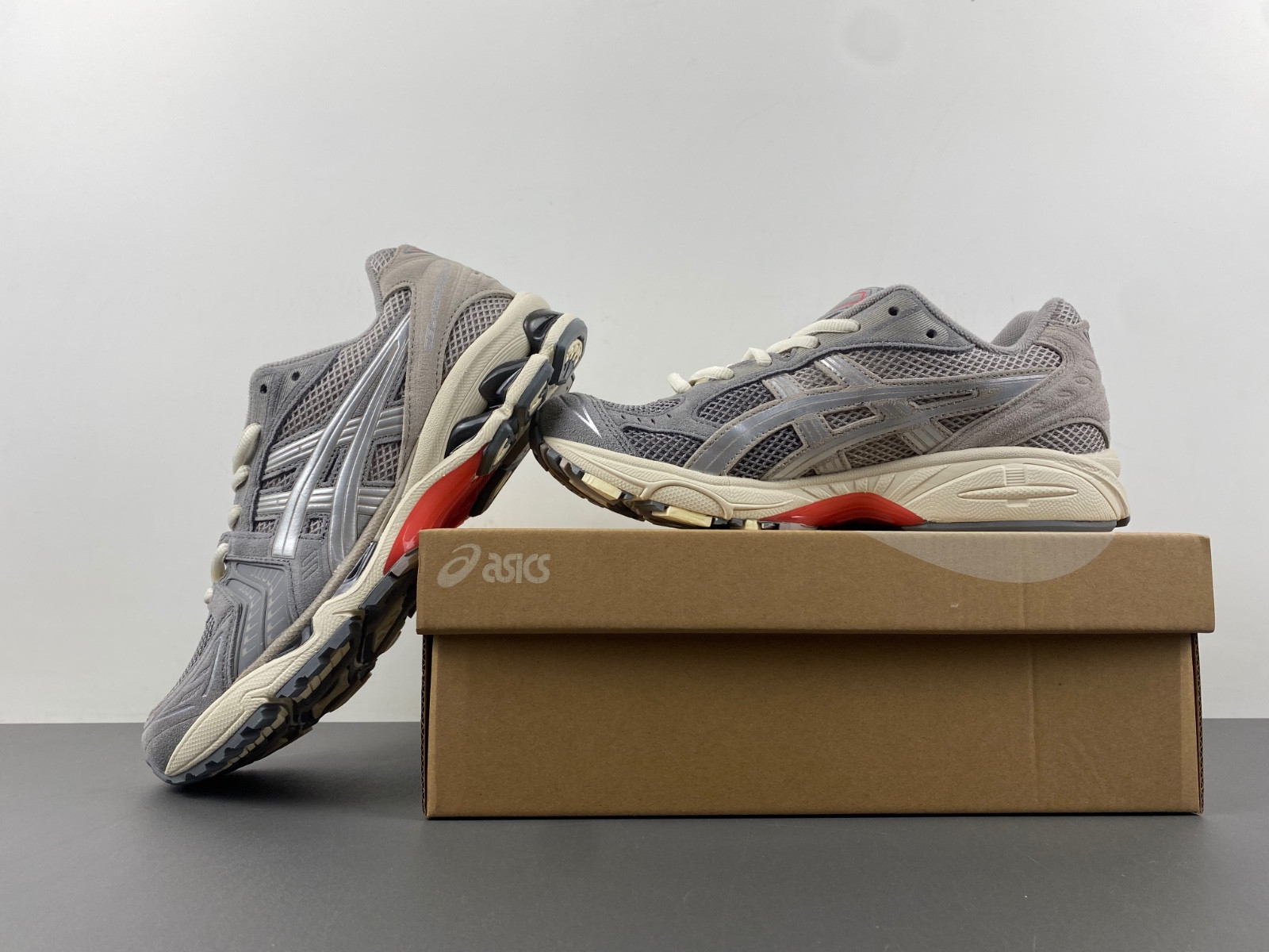 As*ic*s gel-kayano 14 1201a019-023
