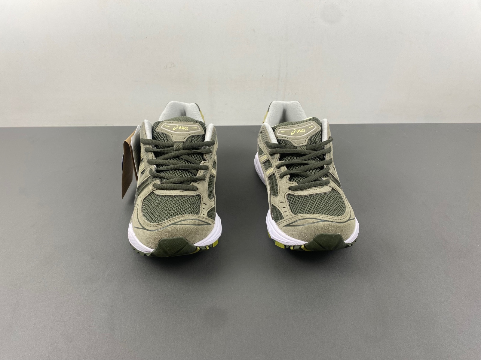 As*ic*s gel-kayano 14  1201a019-025