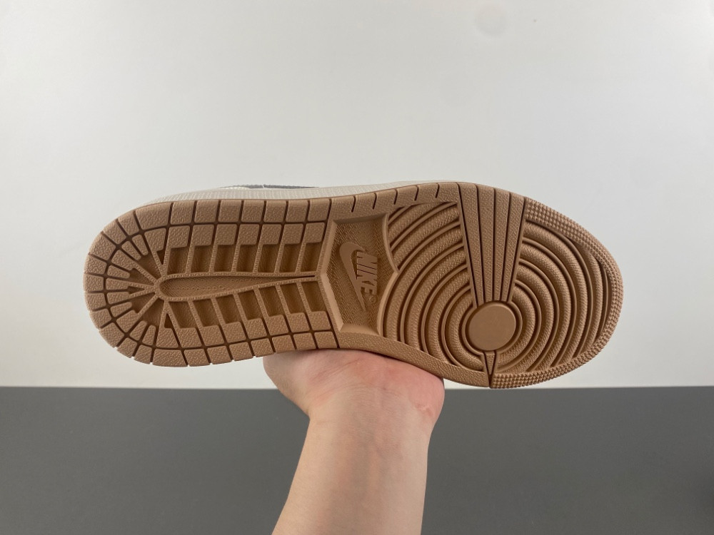 Air Jordan 1 Low 553558-169