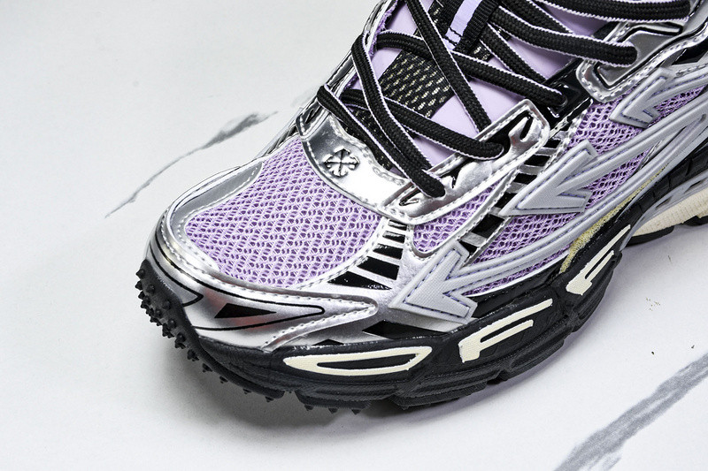 OFF-WHITE BE RIGHT BACK