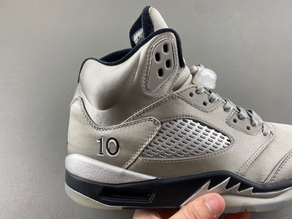 Air Jordan 5 Wings IO2038-001