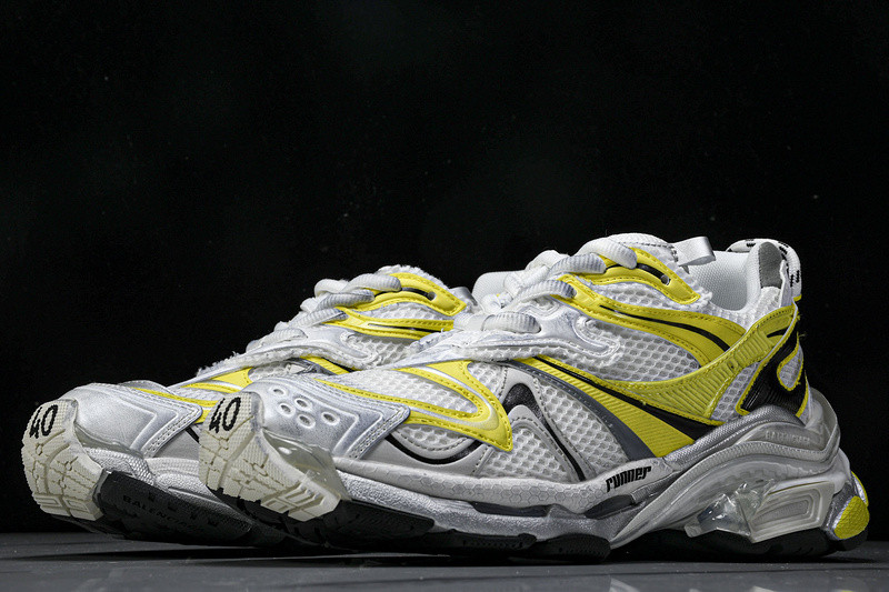 Balenciaga Runner W3RXP-9710