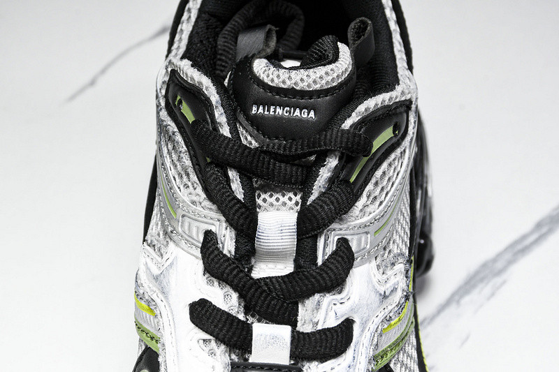 Balenciaga Runner W3RXP-0125