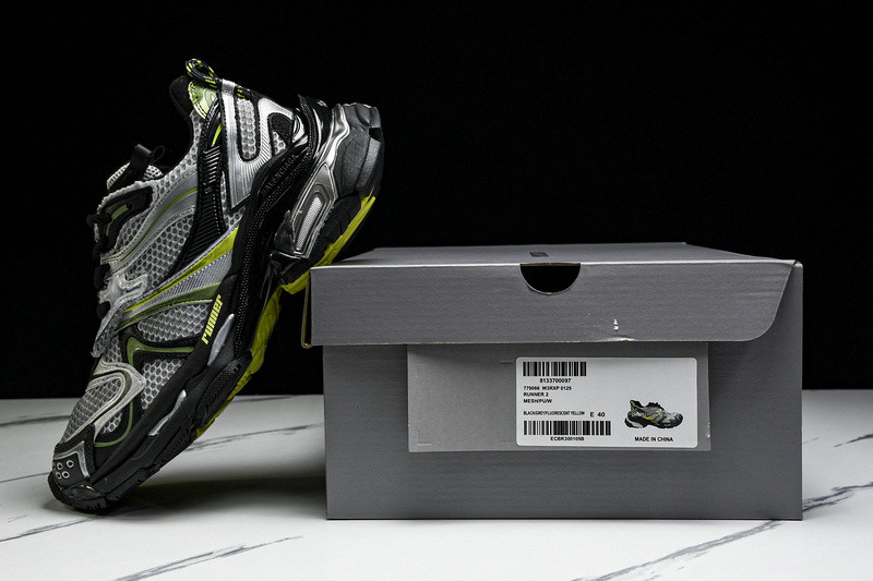Balenciaga Runner W3RXP-0125
