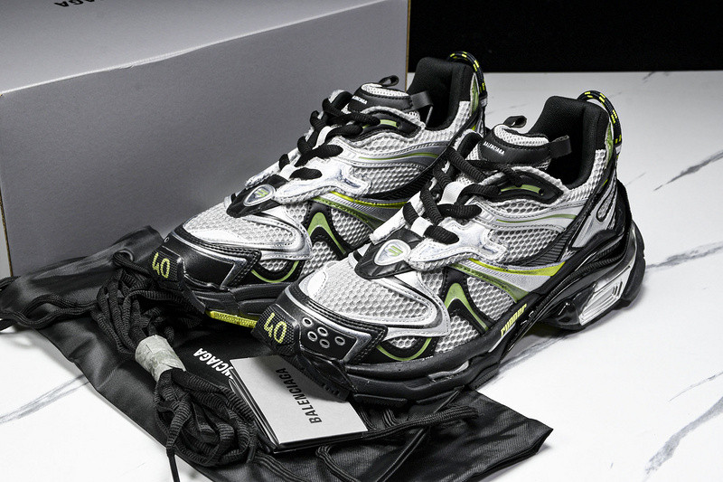 Balenciaga Runner W3RXP-0125