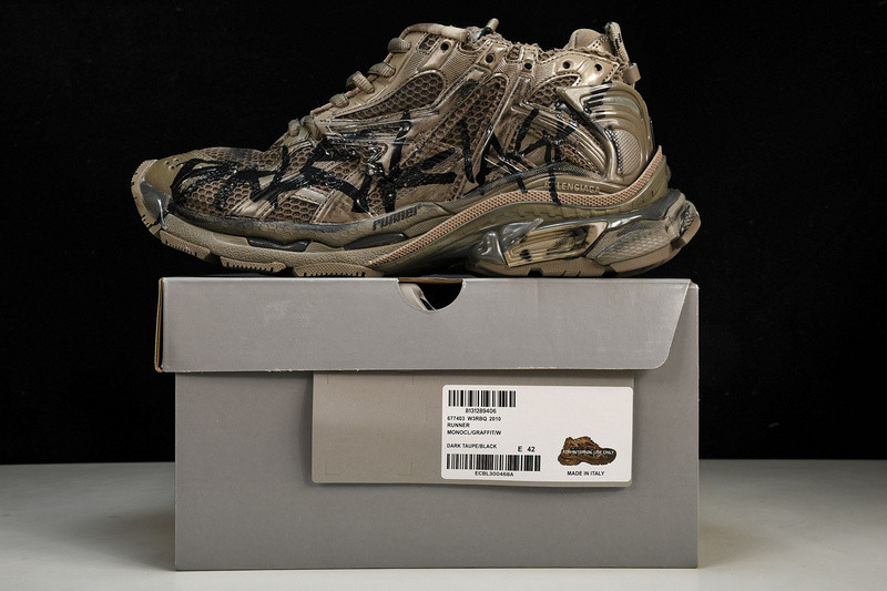 Balenciaga Runner W3RBQ-2010