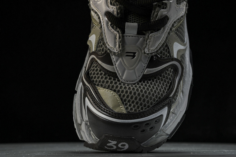 Balenciaga Runner W3RXP-2000