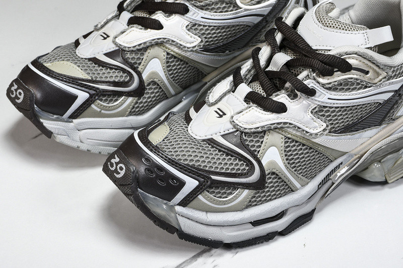 Balenciaga Runner W3RXP-2000