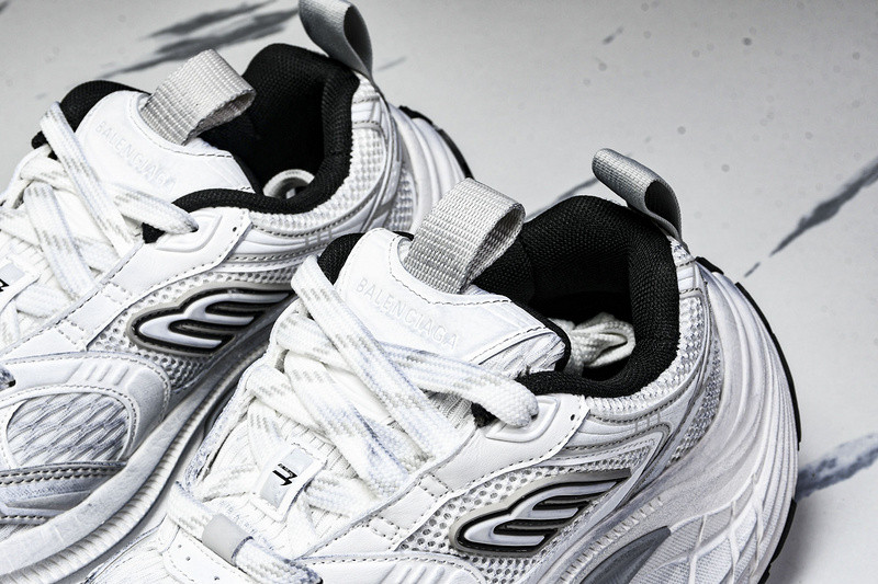 Balenciaga 6XL Sneaker