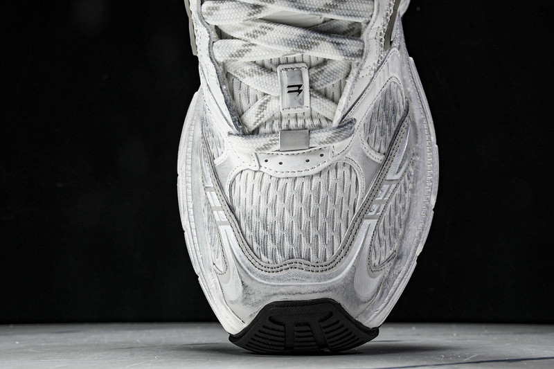 Balenciaga 6XL Sneaker