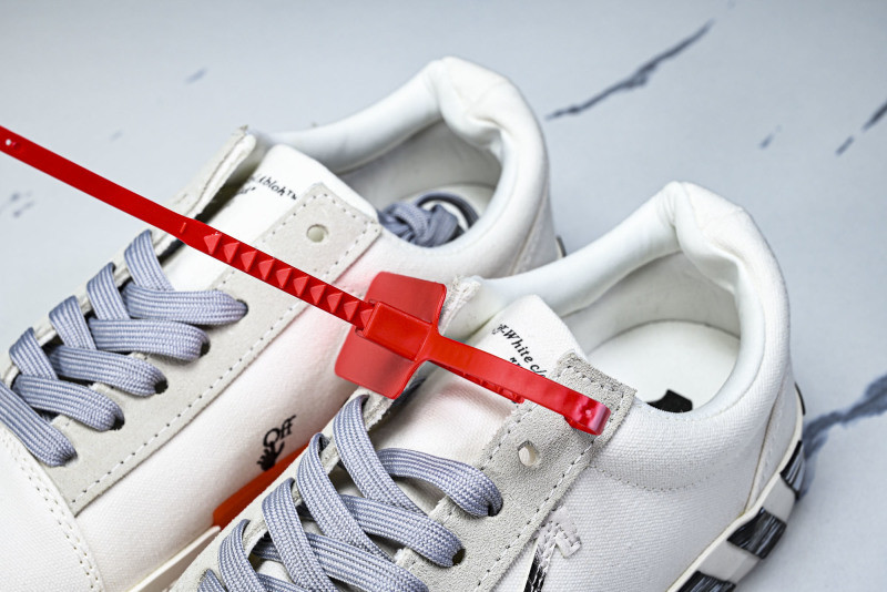 OFF-WHITE Virgil Abloh Vulc Low Top