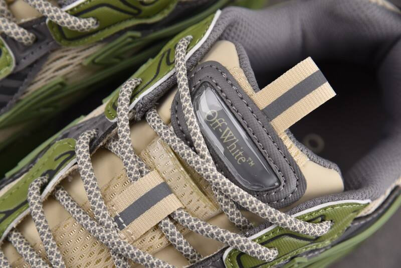 OFF-WHITE BE RIGHT BACK