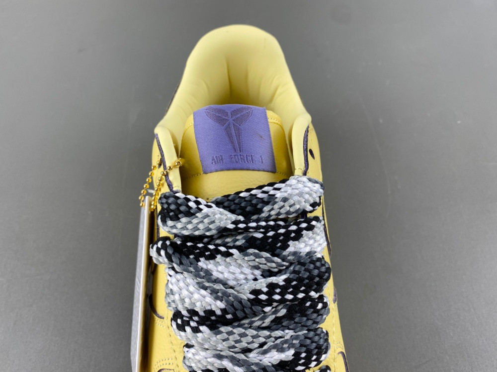 Kobe x Nike Air Force 1 Low Protro HV9408-700