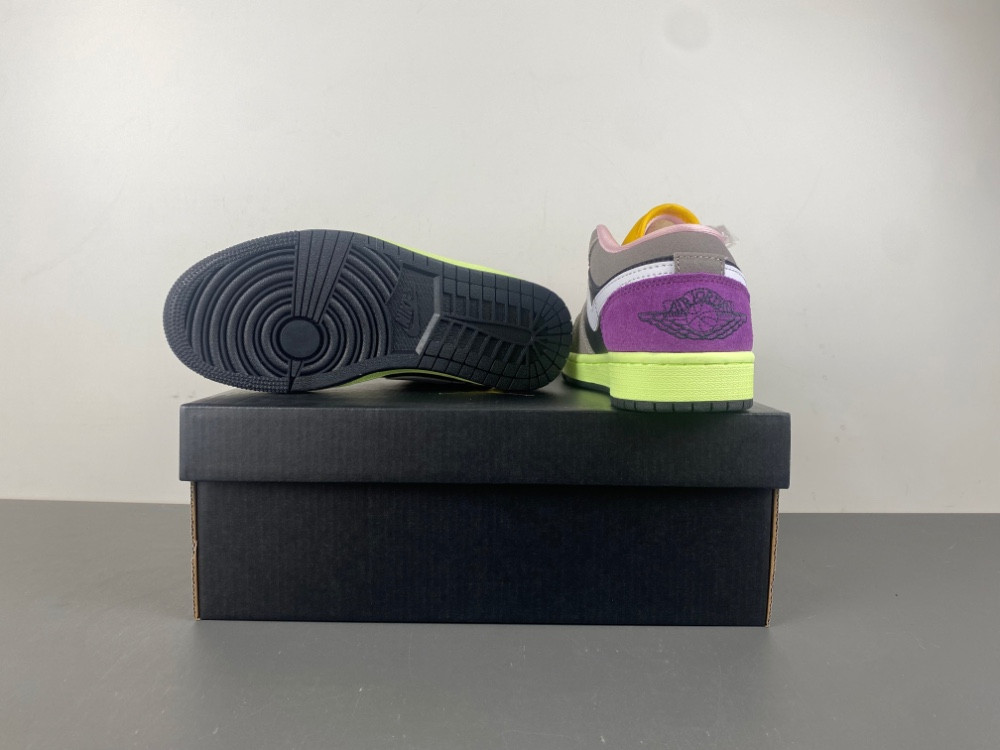 Air Jordan 1 Low OG HQ2010-005