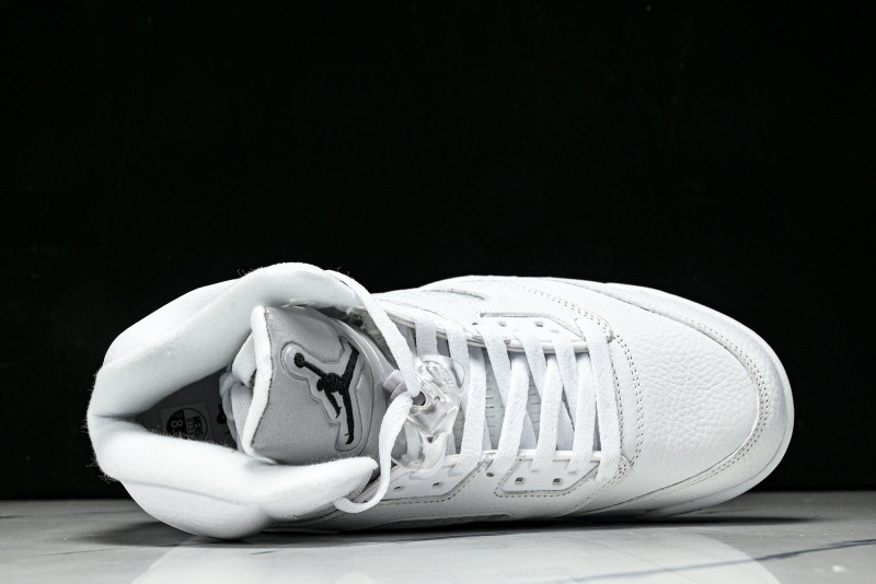 Air Jordan 5 Retro "White Metallic" HQ7978-103