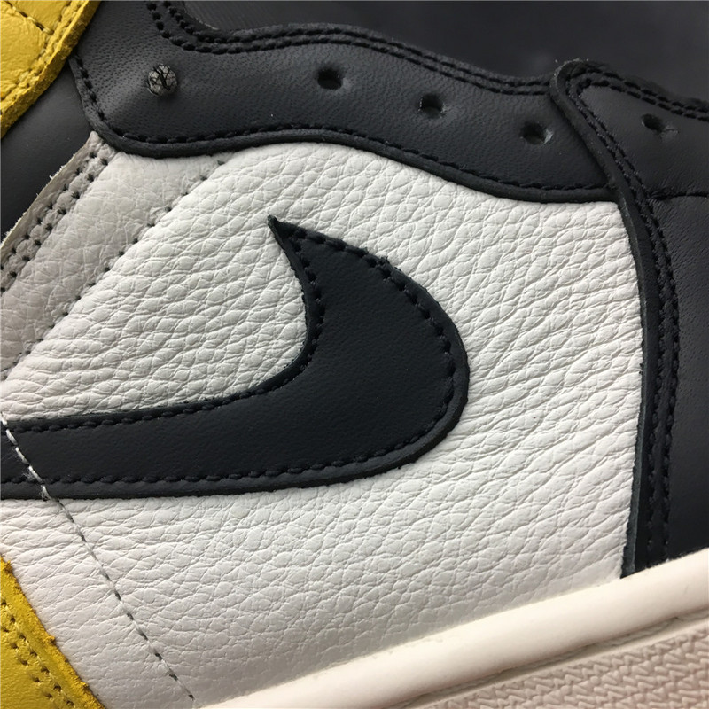 Air Jordan 1 Retro High OG “Yellow Toe” AR1020-700