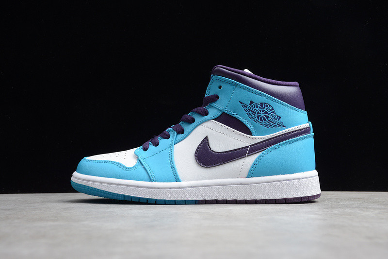 Air Jordan 1 Mid "Hornets " 554724-415