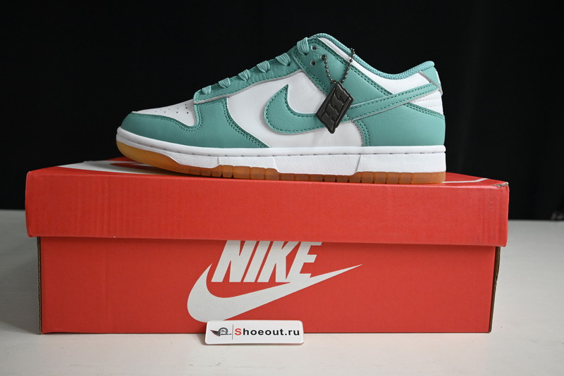 Nike Dunk Low DV2190-100