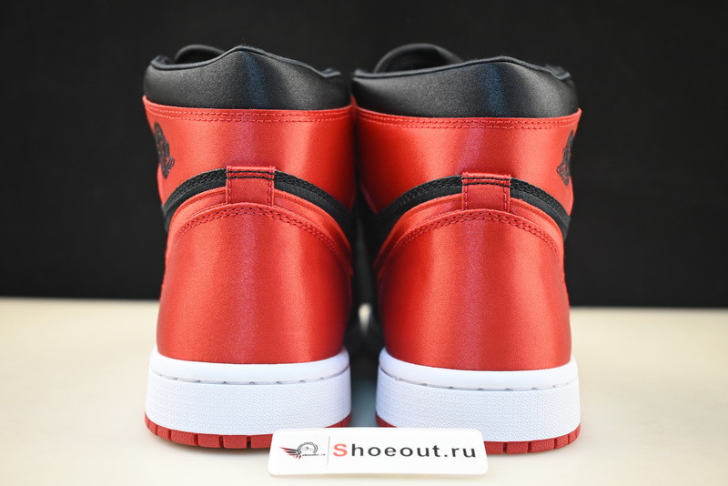 Air Jordan 1 High OG WMNS “Satin Bred” FD4810-061