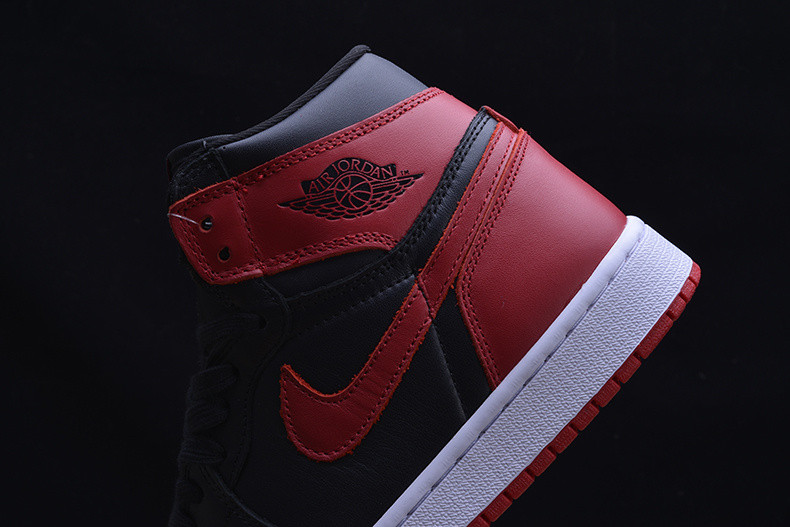 Air Jordan 1 Retro OG High Homage To Home 861428-061
