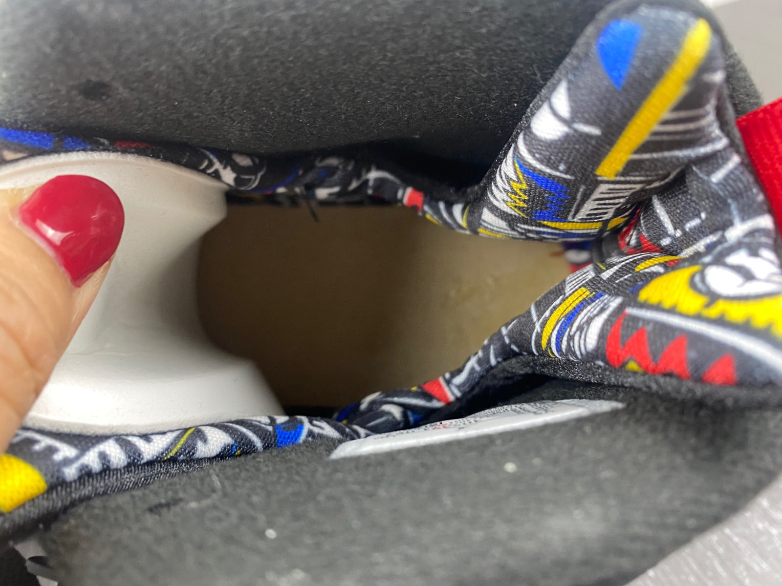 Air Jordan 8 “Playoffs” 305381-062