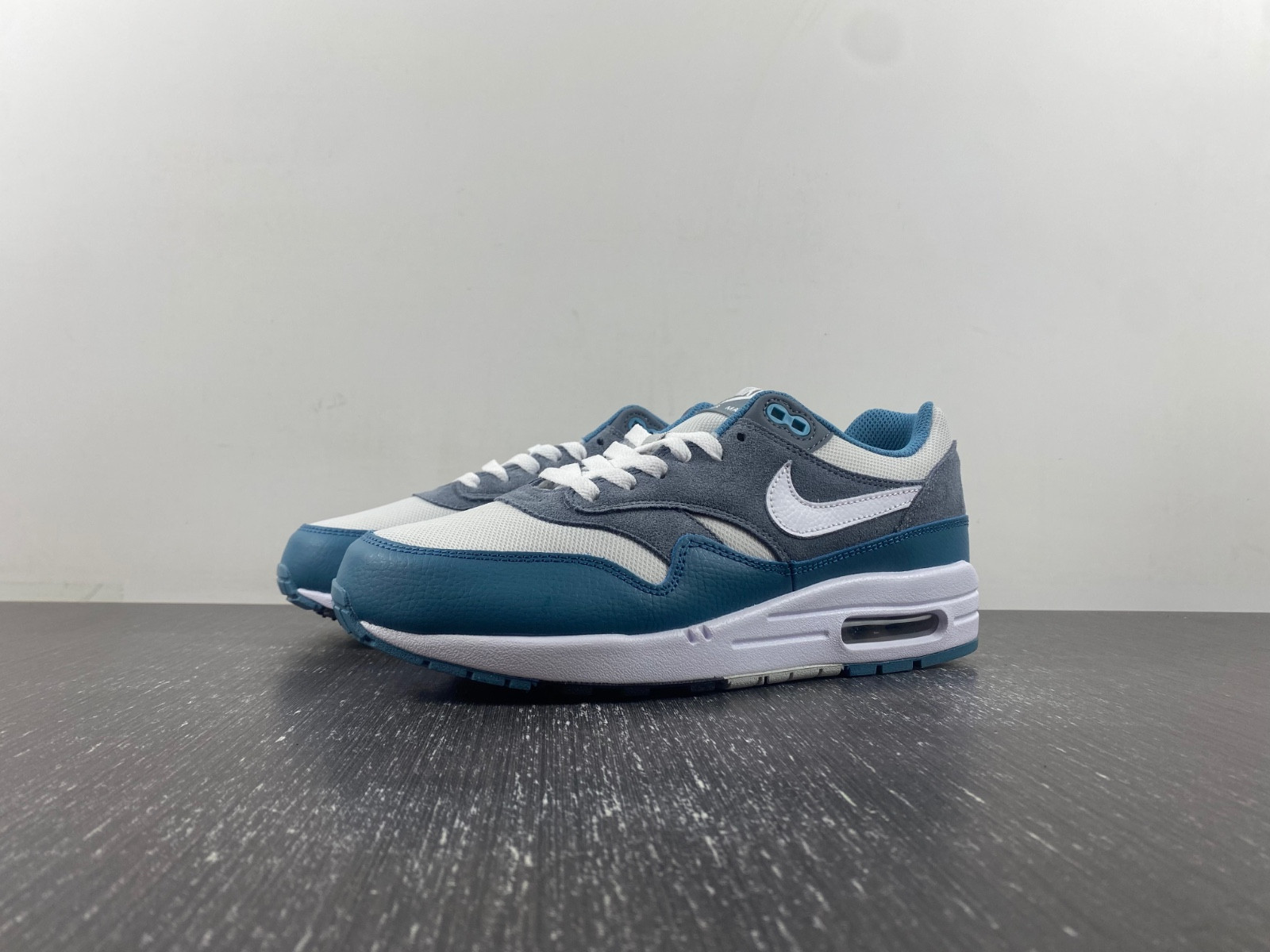 Nike Air Max 1 SC “Noise Aqua” FB9660-001