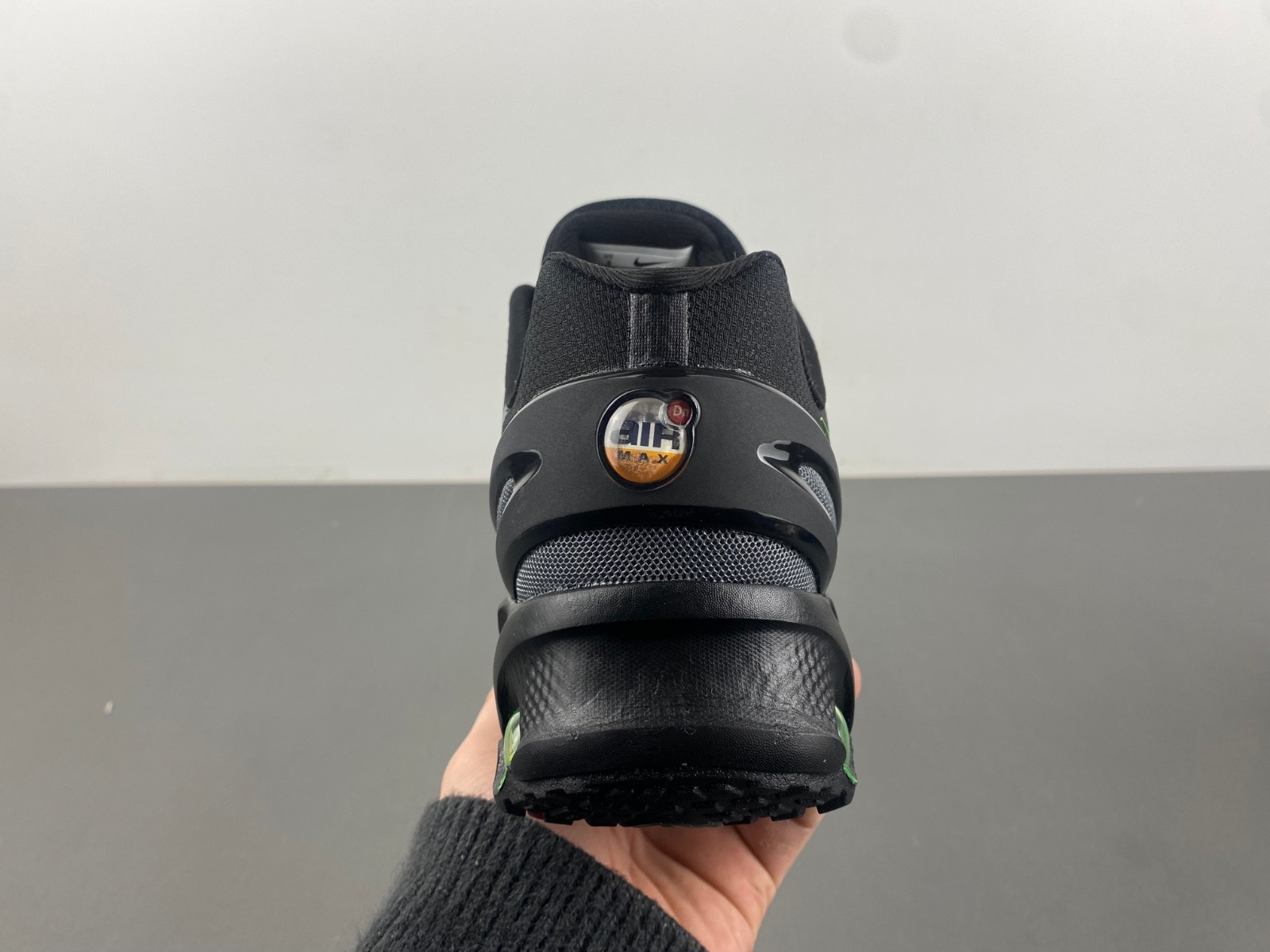 Nike Air Max Dn8 Black FQ7860-006