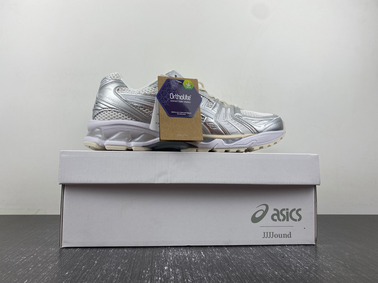As*ic*s gel-kayano 14  1201a019-103