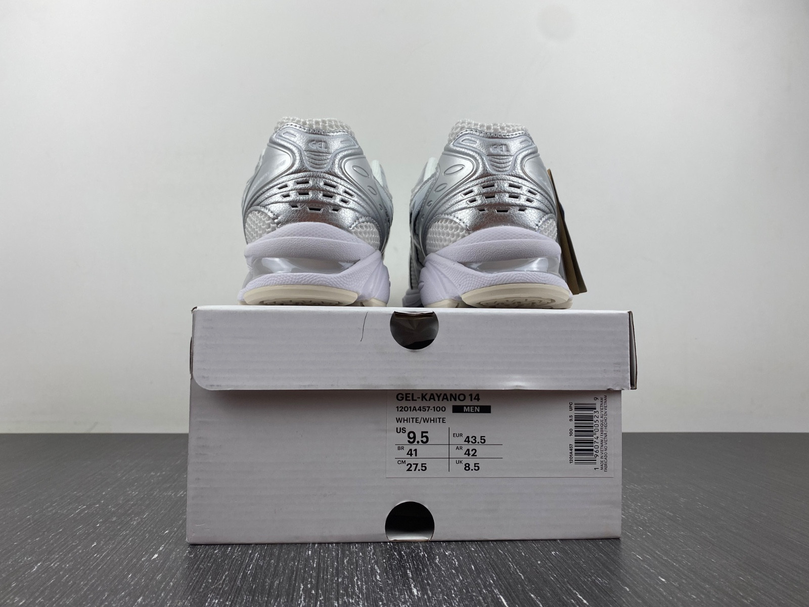 As*ic*s gel-kayano 14  1201a019-103