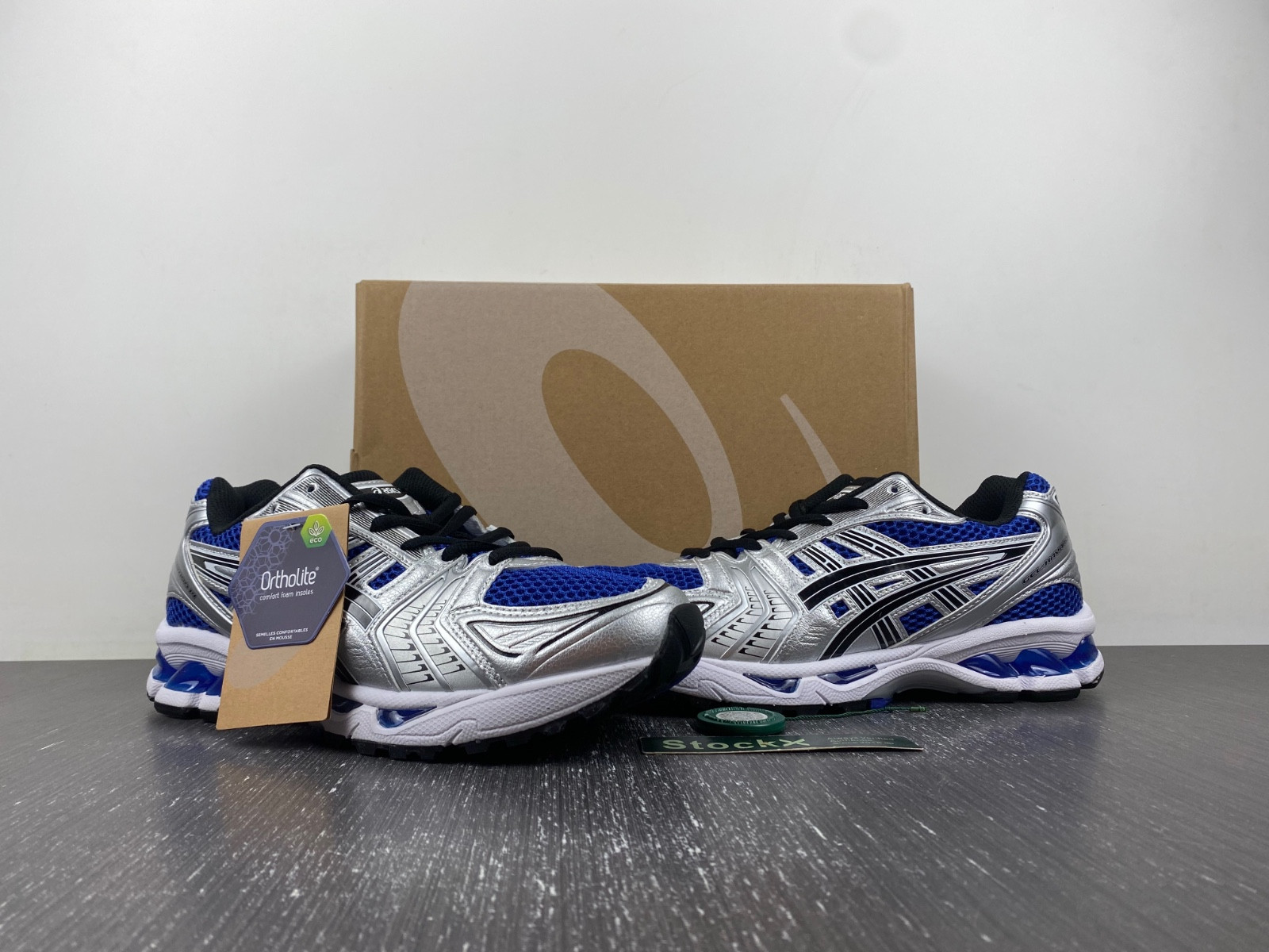 As*ic*s gel-kayano 14  1201a019-401