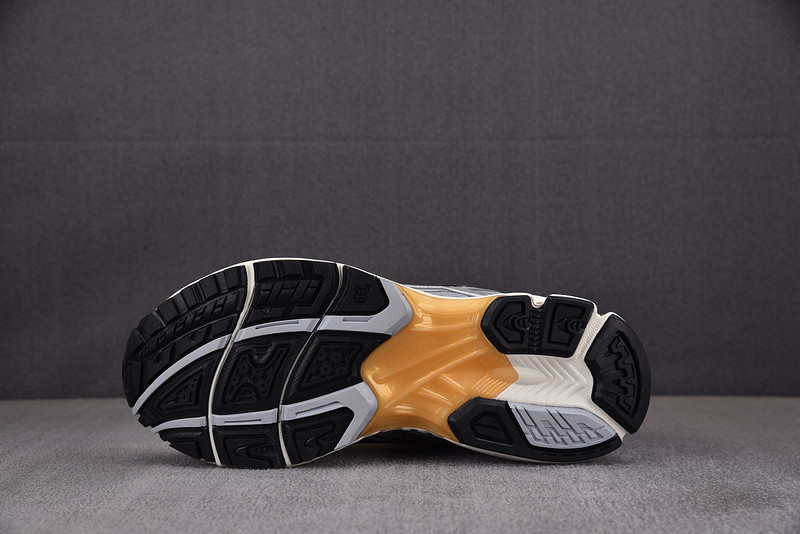 As*ic*s gel-nimbus 10.1 piedmont grey 1203a543-020