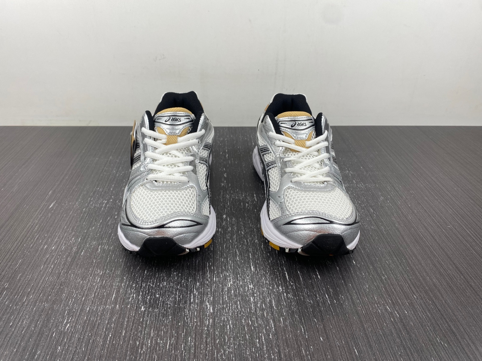 As*ic*s gel-kayano 14  1201a019-102