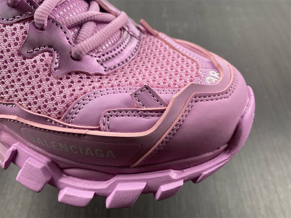 Ba*len*cia*ga track.3 sneaker in pink 700873w3rf15090