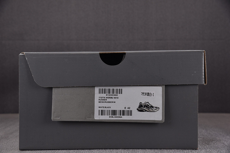 Ba*len*cia*ga runner 772774 w3rmu 9010