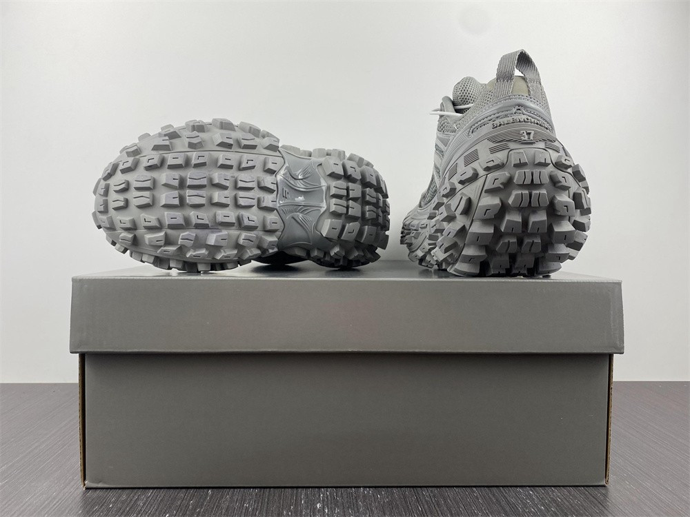 Ba*len*cia*ga blc0825