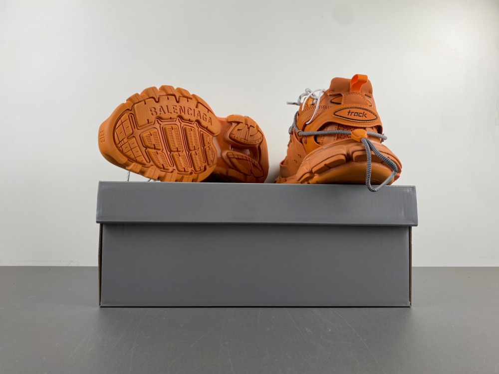Balenciaga track 800592 WTRHK 7000