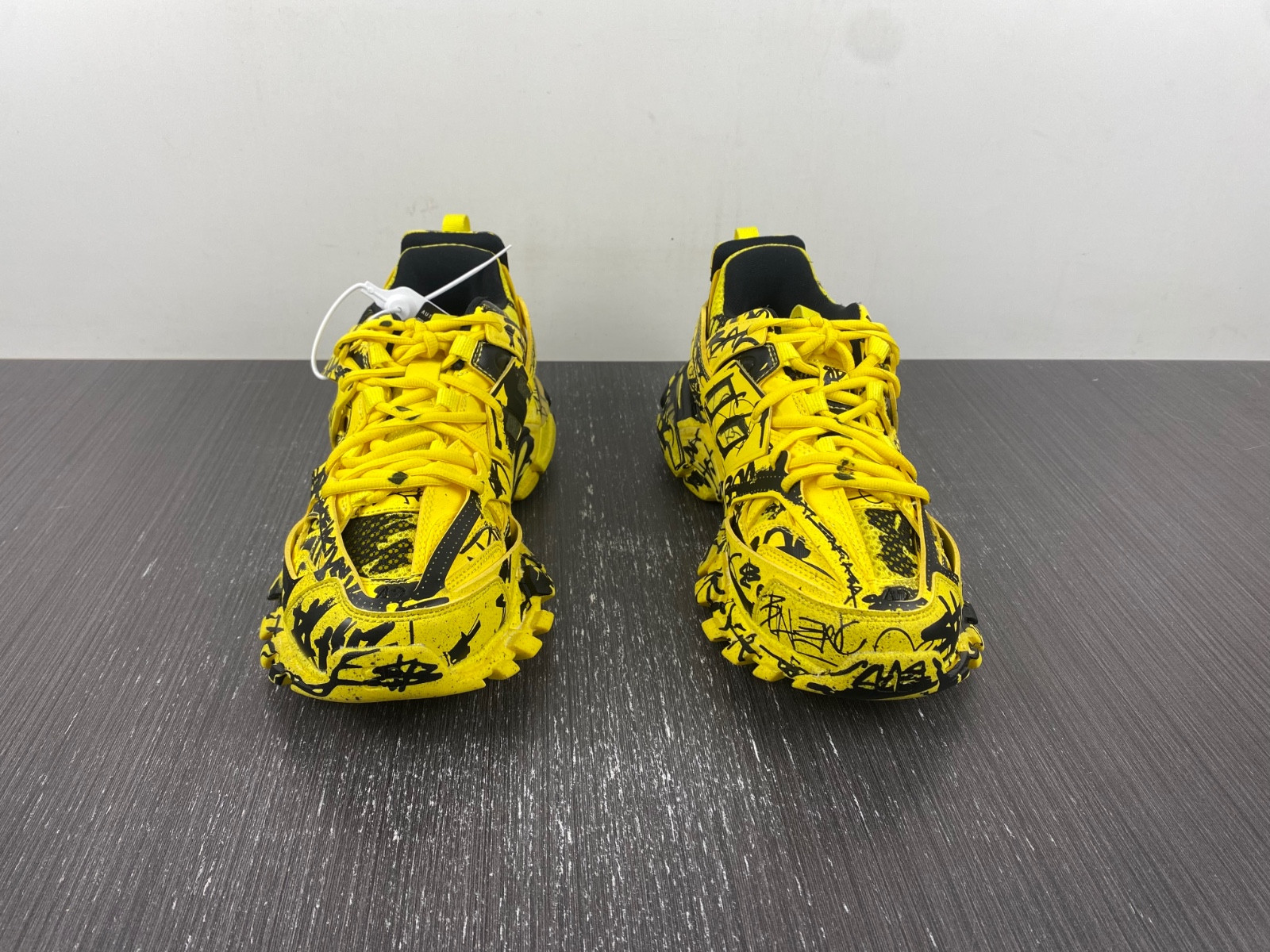 Ba*len*cia*ga track 542023 w3rra 7810