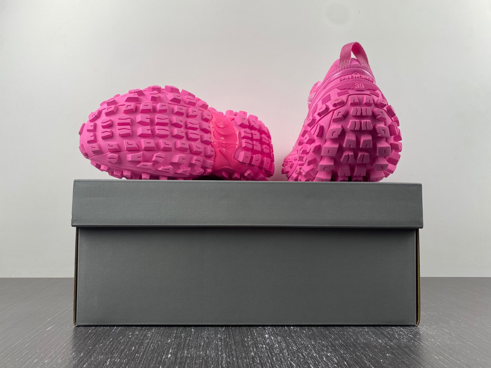 Ba*len*cia*ga 685611 w2raa 5000