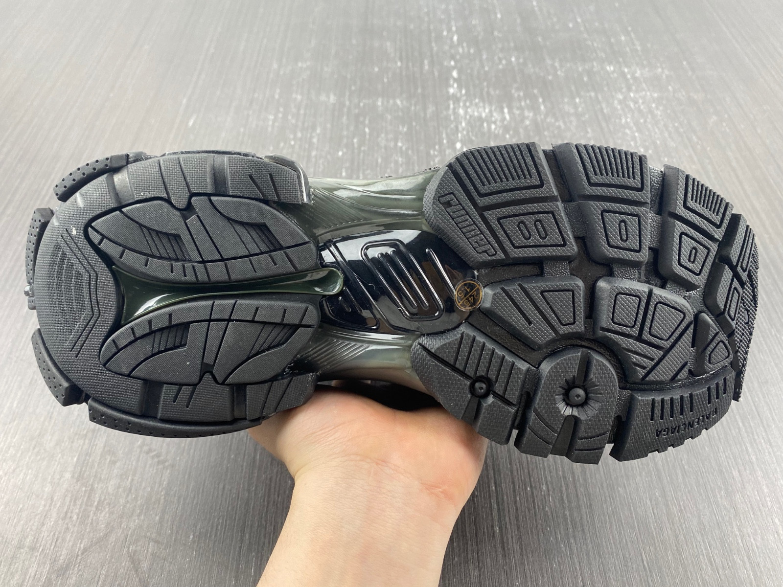 Ba*len*cia*ga runner 656063 w3rb6 1266