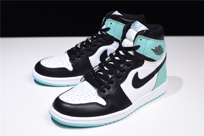 Air Jordan 1 High OG “Igloo” 861428-100