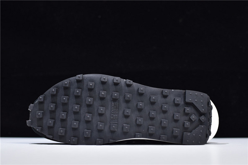 Sacai X Nike LD Waffle 