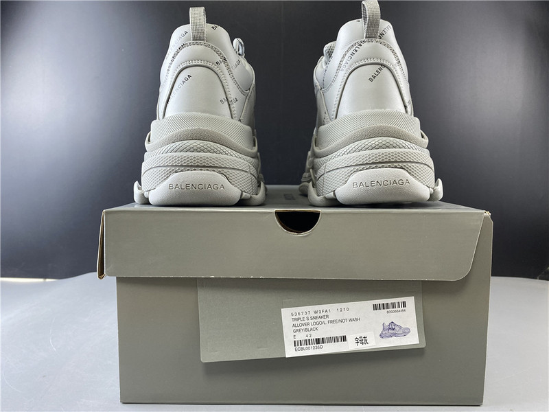 BLCG Triple S 536737-W2FA1-1210