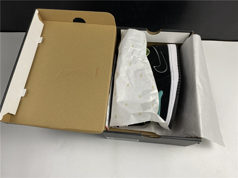 Air Jordan 1 Low Black Aurora Green Laser Orange CK3022-013