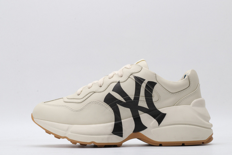 GC Rhyton sneaker with NY Yankees ™ patch