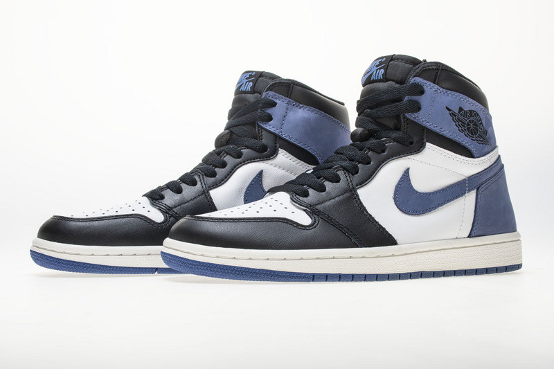 Air Jordan 1 Retro High OG “Blue Moon” 555088-115