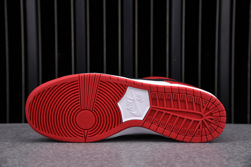 Nike SB Dunk Low "Chicago" BQ6817-600