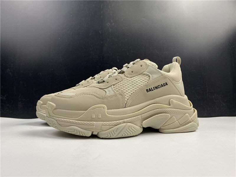 BLCG Triple S 536737-W2FW1-9709