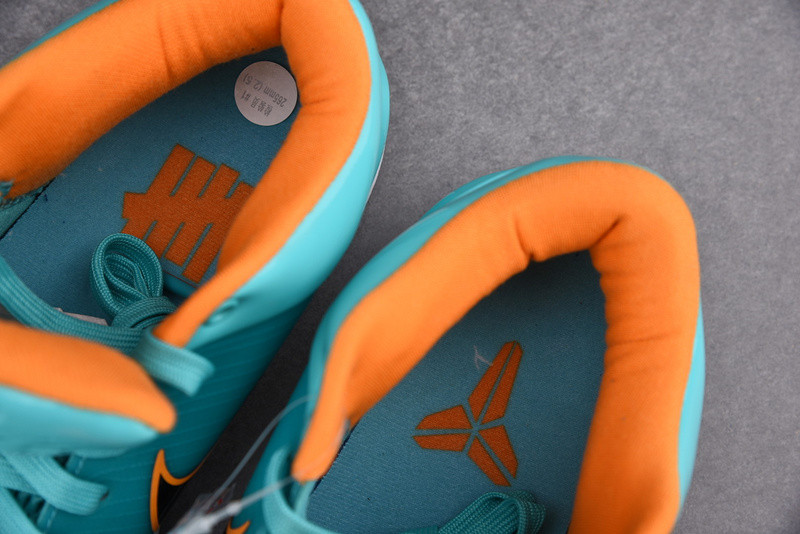 Undefeated x Kobe 4 Protro 