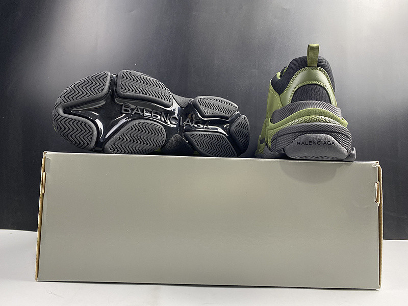 BLCG Triple S 536737-W2FW1-1978