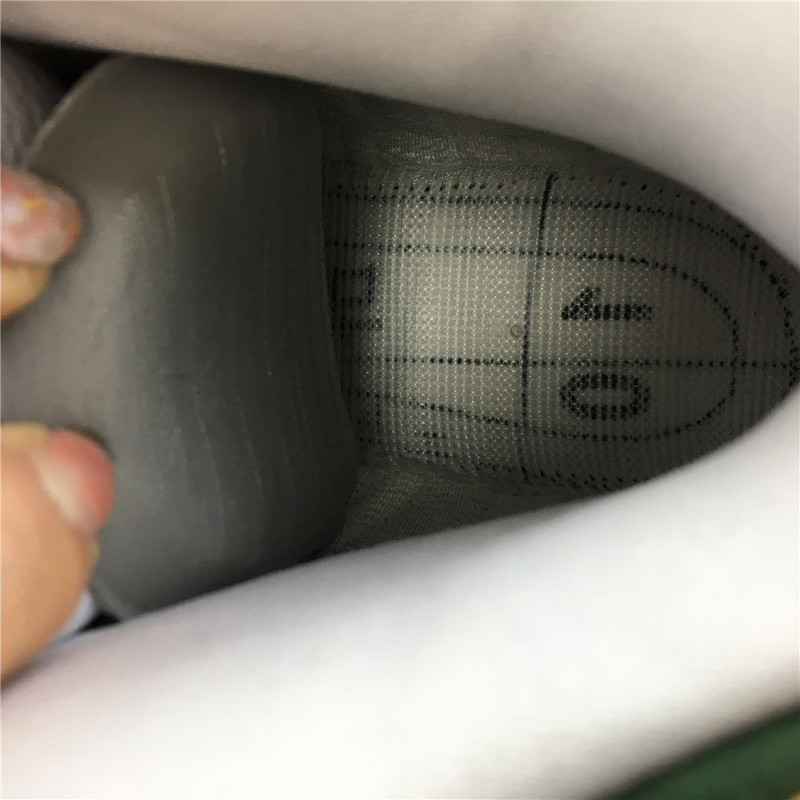 Air Jordan 13 Retro "Ray Allen PE" 414571-125